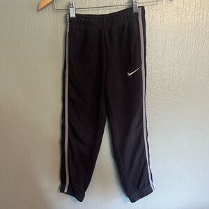 Boys Thermafit Nike Joggers Size 6